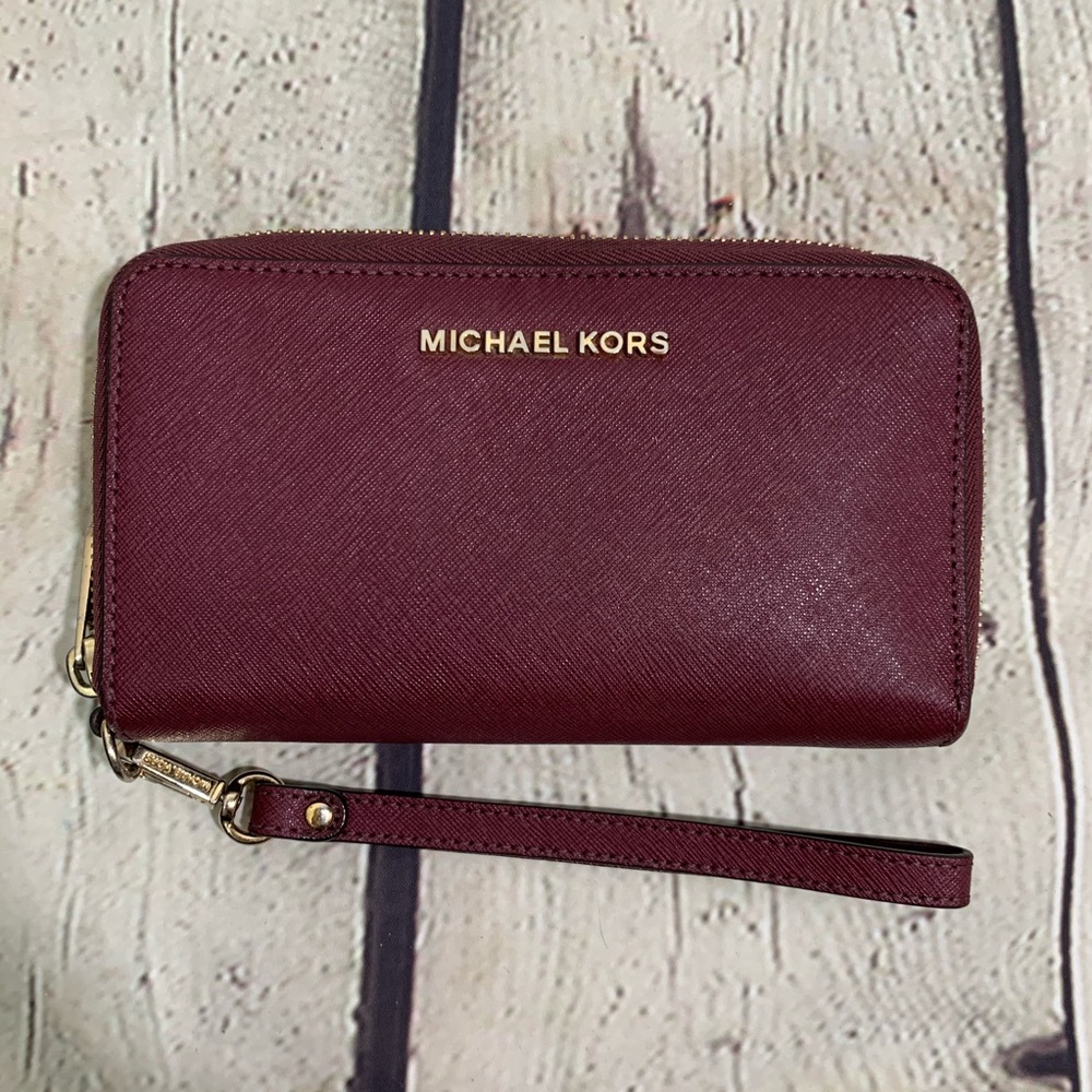 SOLD Michael Kors Burgundy Wristlet - Picture 1 of 7